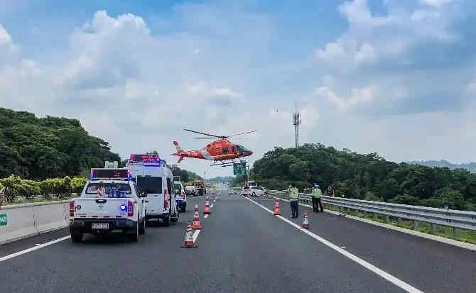 隆德高速公路汽车救援案例